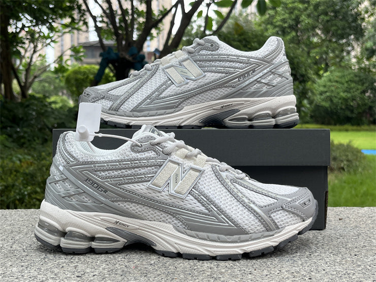 New Balance 740 Blanc/Gris